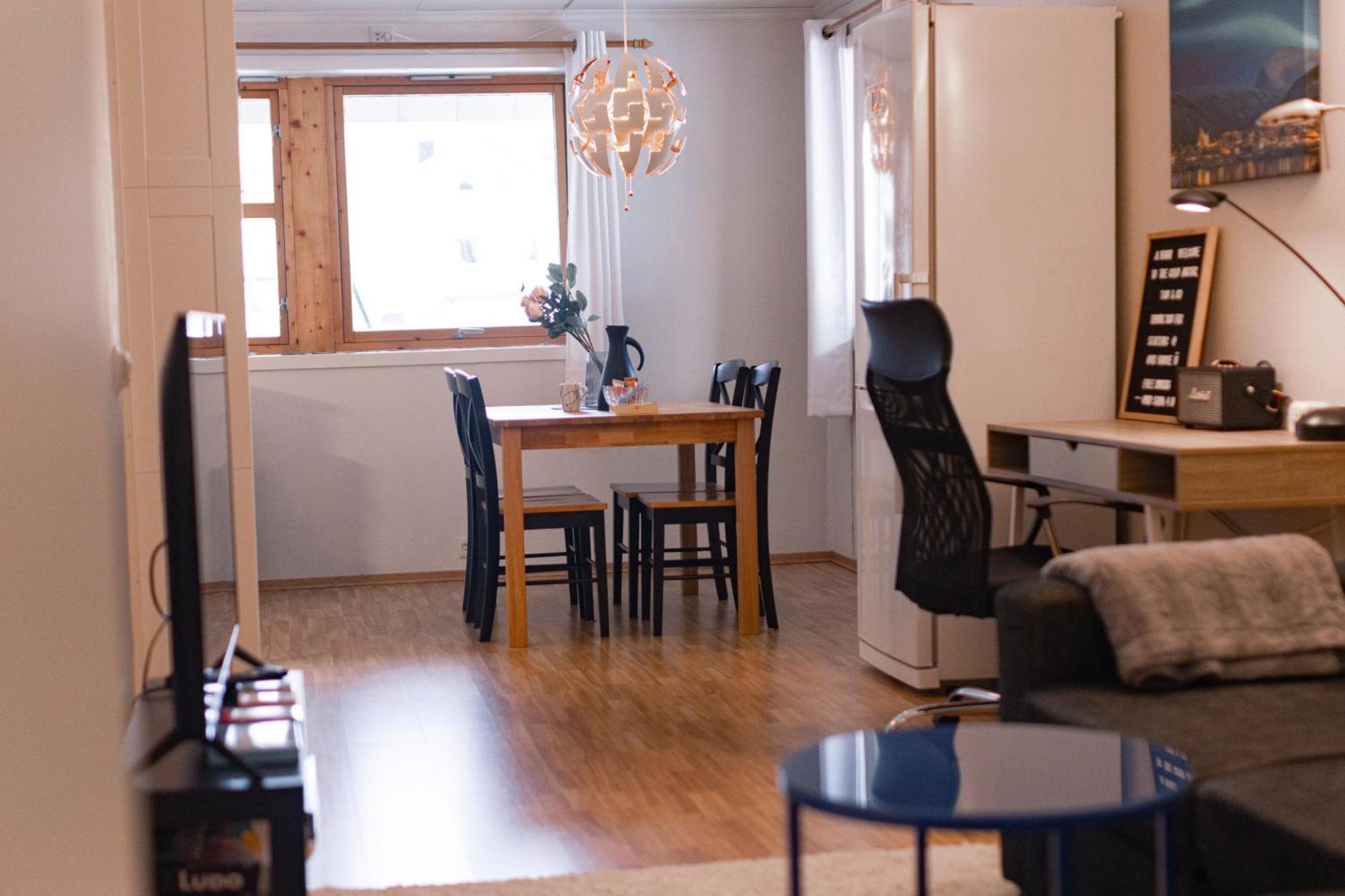 Cozy And Central Among Locals Tromsø Zewnętrze zdjęcie